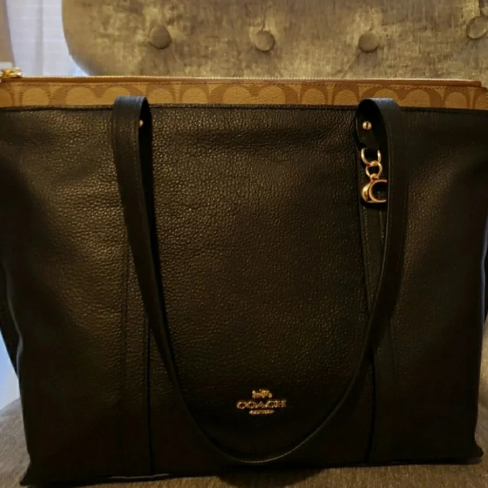 Coach Black and Brown Tote Bag - Picture 7 of 7
